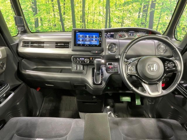 N-BOX CUSTOM
