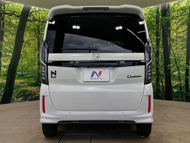 N-BOX CUSTOM