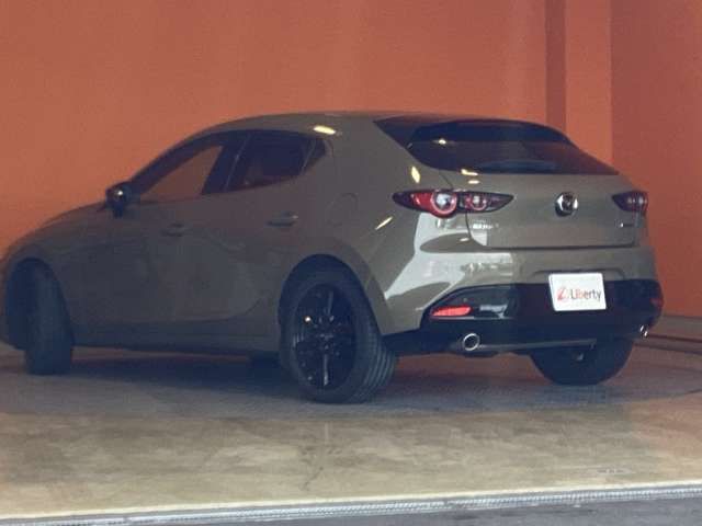 MAZDA3 FASTBACK