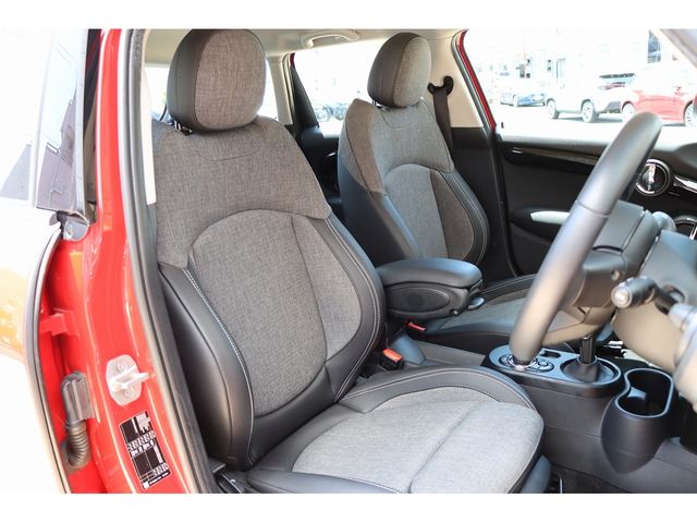 MINI COOPER D 5DOOR