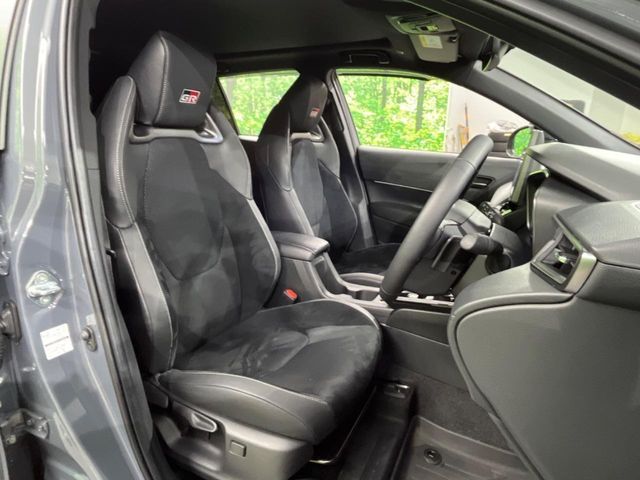 COROLLA CROSS HYBRID