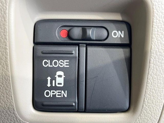 N BOX