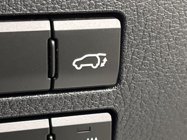 LEXUS NX300h AWD