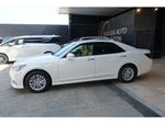 CROWN sedan