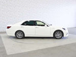 CROWN sedan hybrid