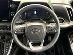 VOXY HYBRID
