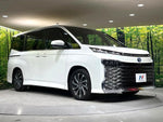 VOXY HYBRID