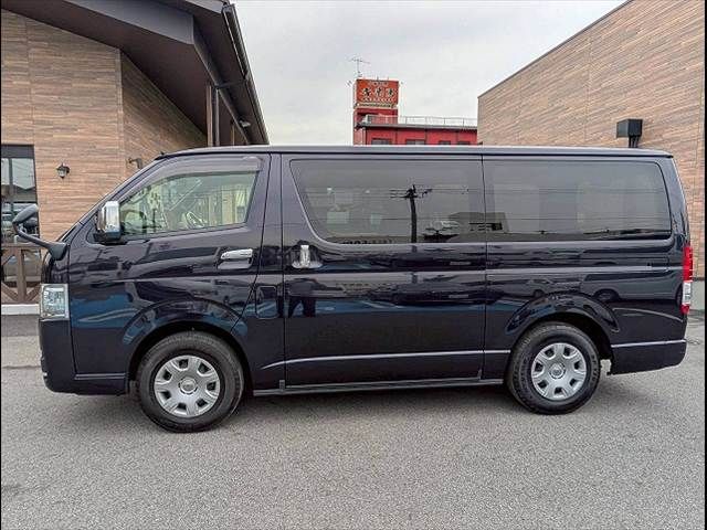 HIACE van 2WD