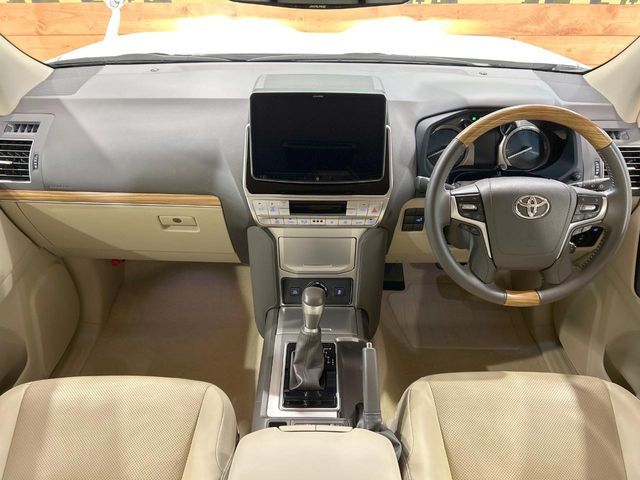 LANDCRUISER PRADO