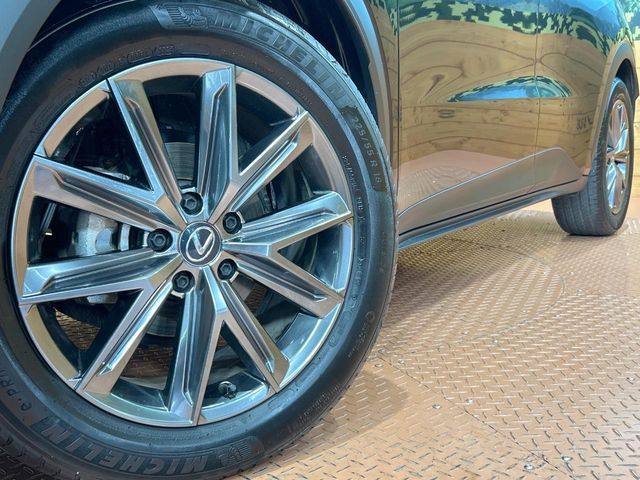 LEXUS LBX
