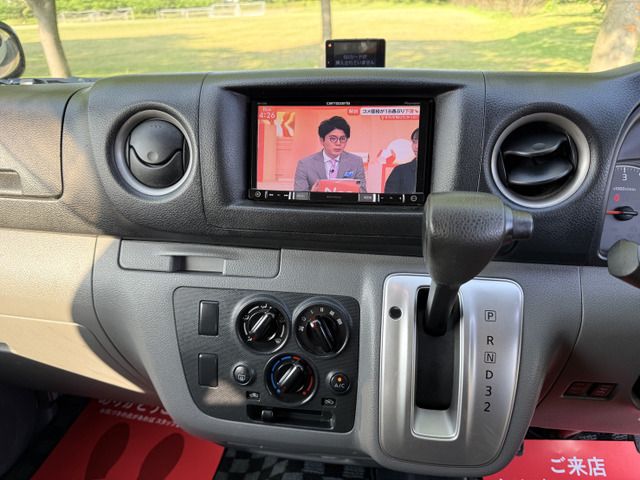 NV350 CARAVAN 4WD