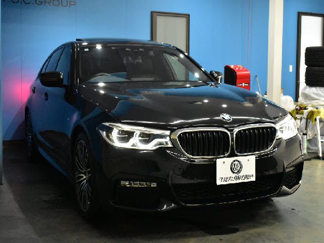 BMW 5 Series sedan