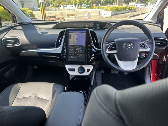 PRIUS PHV