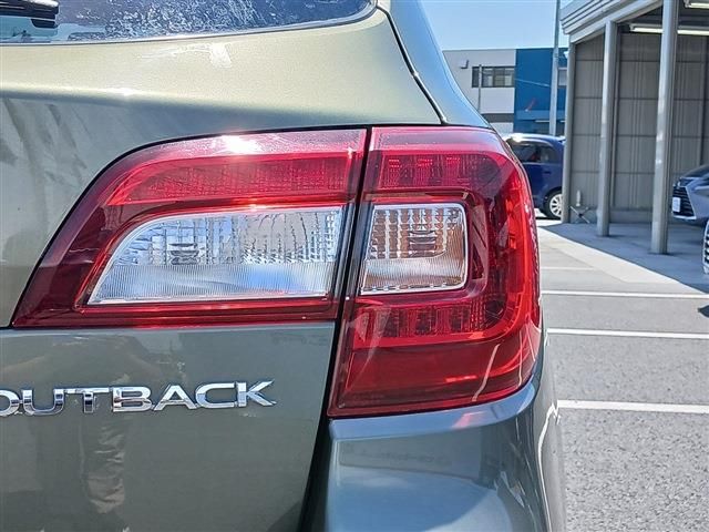 LEGACY OUTBACK