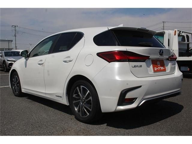 LEXUS CT200h