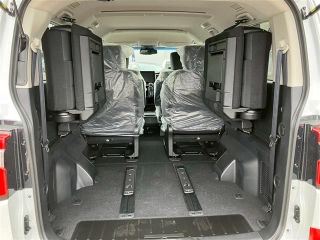 DELICA D:5 4WD