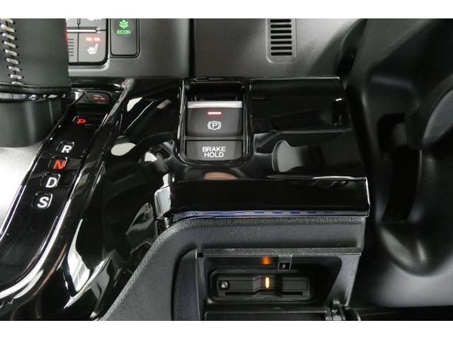 N-BOX CUSTOM 4WD
