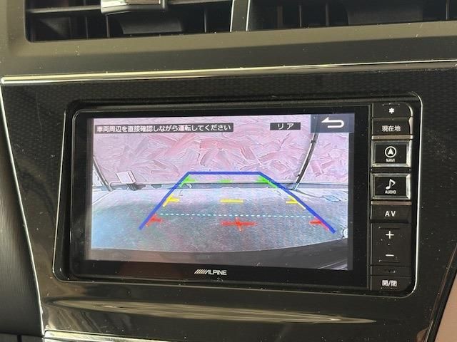 PRIUS Alpha