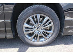 VOXY HYBRID 4WD