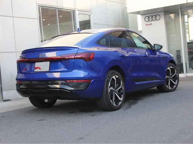 AUDI Q8 e-tron SPORTBACK