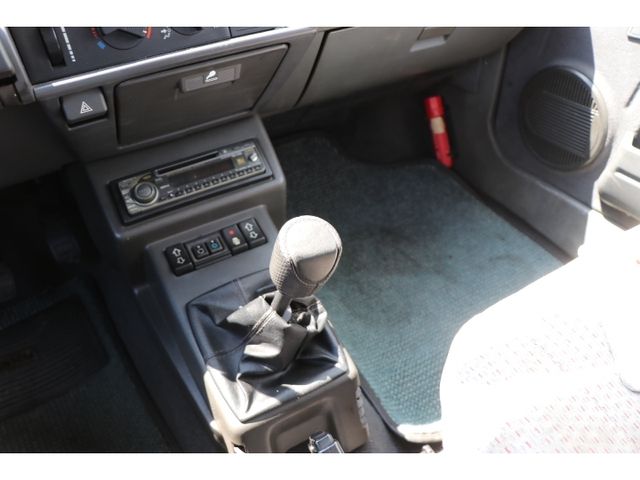 RENAULT CINQ(5)