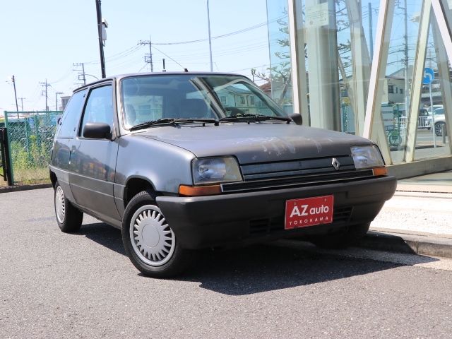 RENAULT CINQ(5)