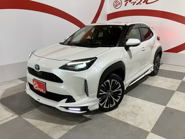 YARIS CROSS HYBRID