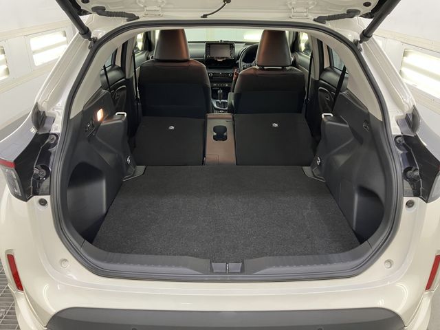 YARIS CROSS HYBRID