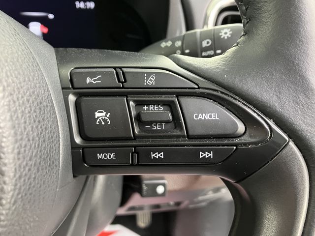 YARIS CROSS HYBRID