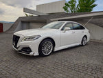 CROWN sedan hybrid