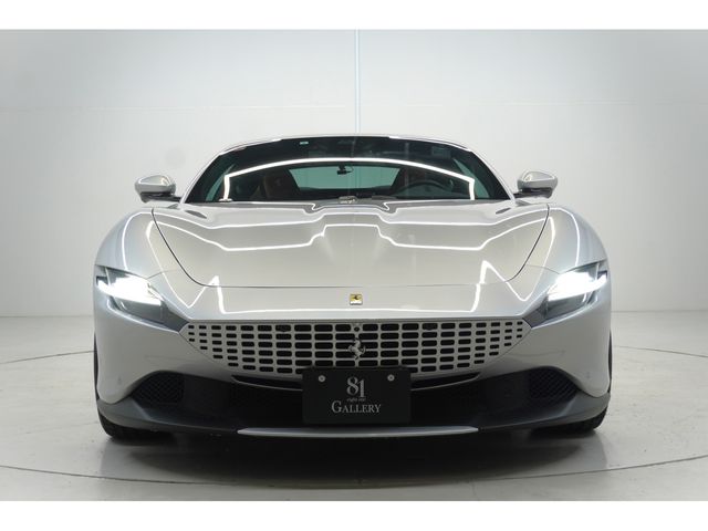 FERRARI Roma