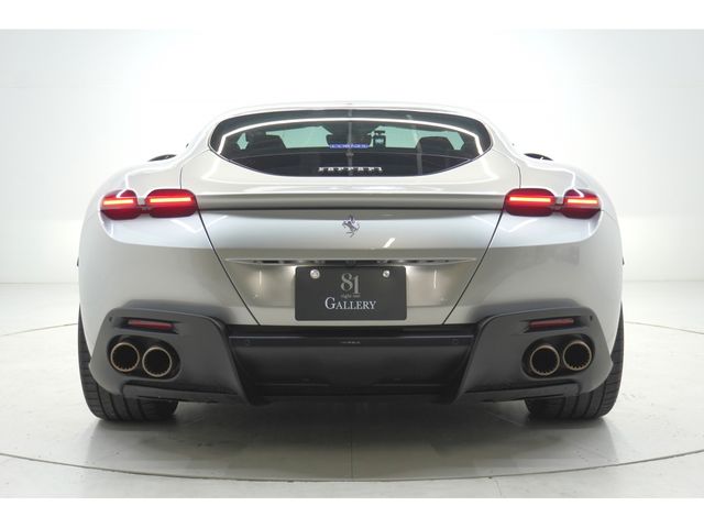 FERRARI Roma