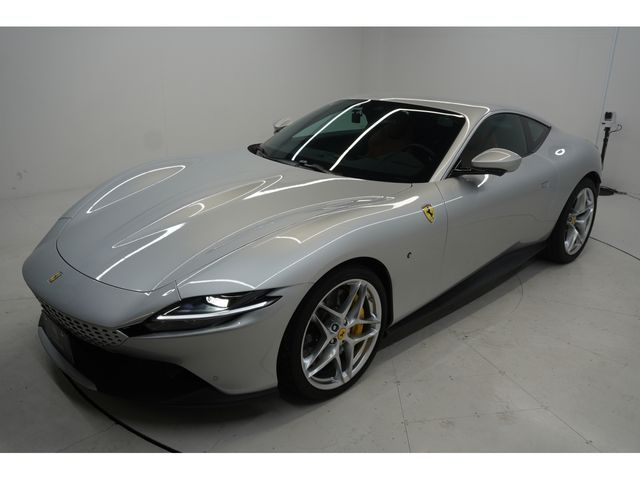 FERRARI Roma