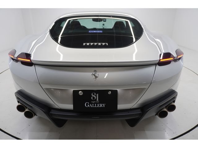 FERRARI Roma