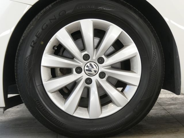 VOLKSWAGEN The BEETLE