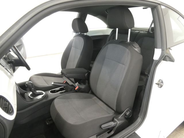 VOLKSWAGEN The BEETLE