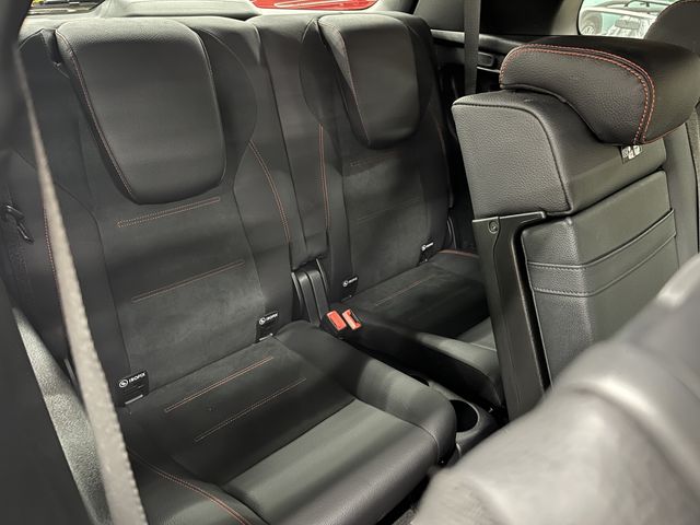 MERCEDES BENZ GLB