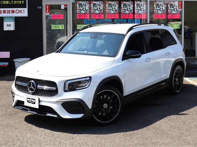 MERCEDES BENZ GLB