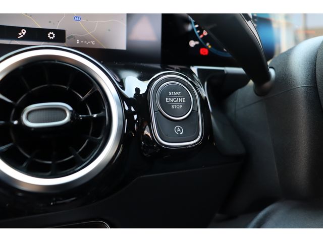 MERCEDES BENZ B class
