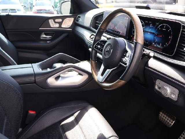 MERCEDES BENZ GLS class