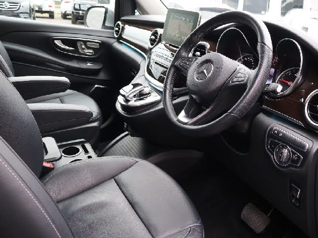 MERCEDES BENZ V-Class