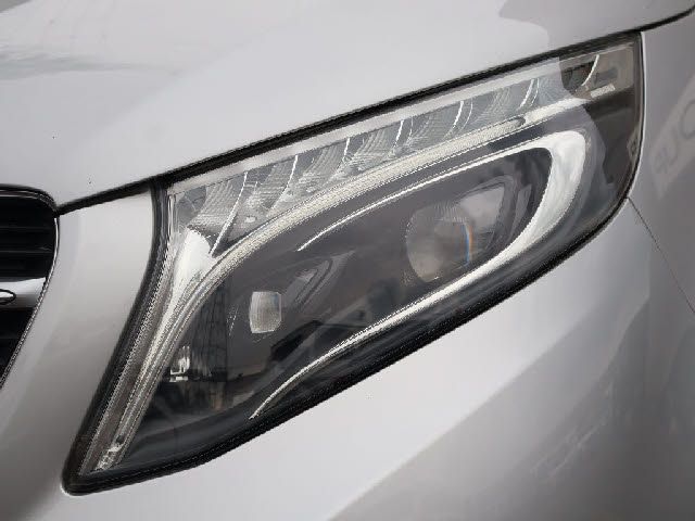 MERCEDES BENZ V-Class