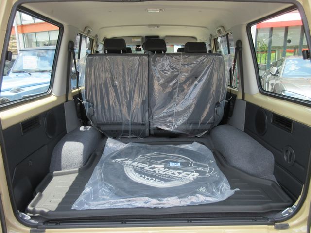 LANDCRUISER 70