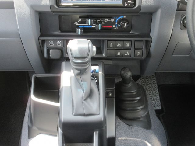LANDCRUISER 70