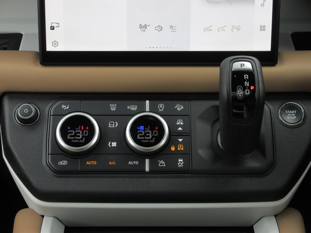 ROVER DEFENDER