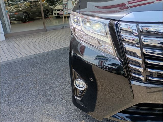 ALPHARD hybrid 4WD