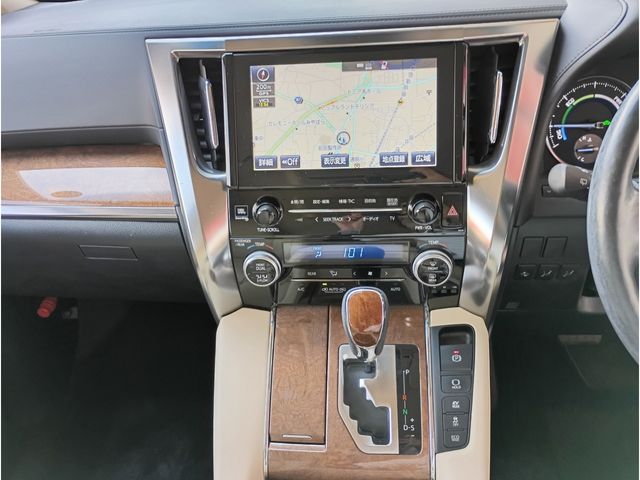 ALPHARD hybrid 4WD