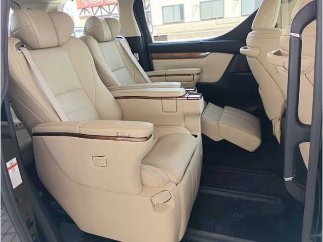 ALPHARD hybrid 4WD
