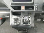 VOXY HYBRID