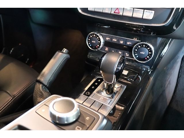 MERCEDES BENZ G-Class